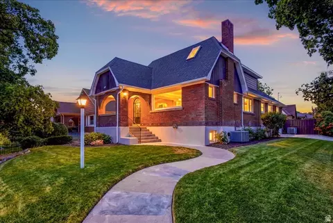 1387 Emerson Ave S, Salt Lake City, UT 84105