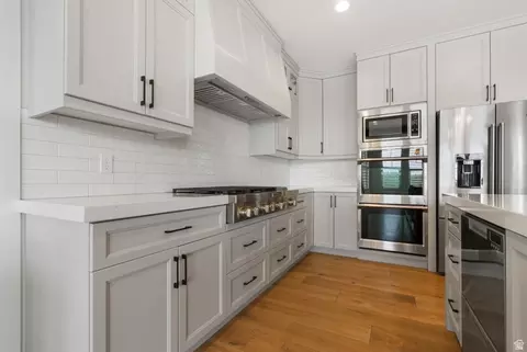 Kitchen - 7 Elk Ct, Alpine, UT 84004 photo 5 of 6
