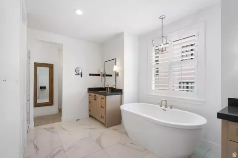 Bath - 7 Elk Ct, Alpine, UT 84004 photo 3 of 10