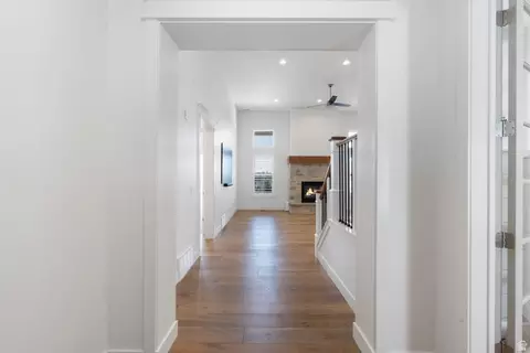 Entry Way - 7 Elk Ct, Alpine, UT 84004 photo 1 of 3