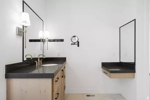Bath - 7 Elk Ct, Alpine, UT 84004 photo 6 of 10