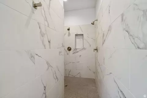 Bath - 7 Elk Ct, Alpine, UT 84004 photo 8 of 10