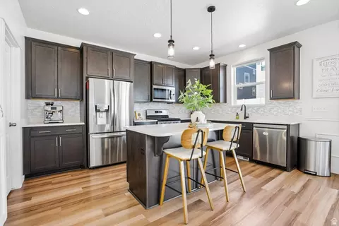 Kitchen - 4389 E Inverness Ln, Eagle Mountain, UT 84005 photo 2 of 4