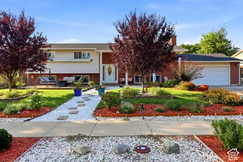 106 W 575 N, Kaysville, UT 84037