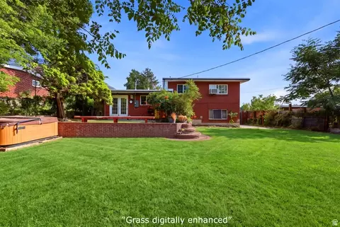 Exterior - 3001 E 4345 S, Holladay, UT 84124 photo 11 of 11