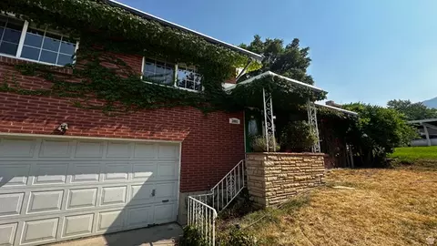 Exterior - 3001 E 4345 S, Holladay, UT 84124 photo 2 of 6