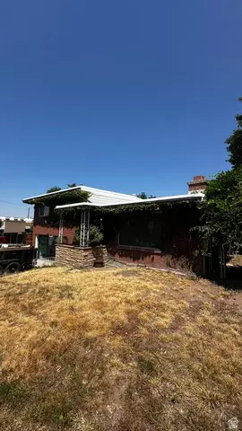 Exterior - 3001 E 4345 S, Holladay, UT 84124 photo 3 of 6