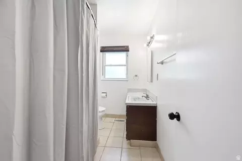 Bath - 936 Chatelain Rd, Ogden, UT 84403 photo 2 of 2