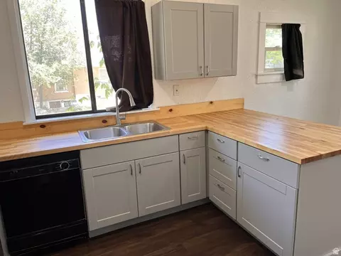 Kitchen - 3535 Adams Ave, Ogden, UT 84403 photo 1 of 1