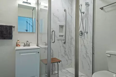 Bath - 1965 E Hawk Cir #38, Sandy, UT 84092 photo 5 of 5
