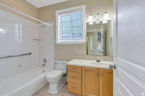 Bath - 491 E 450 S, Orem, UT 84097 photo 1 of 6