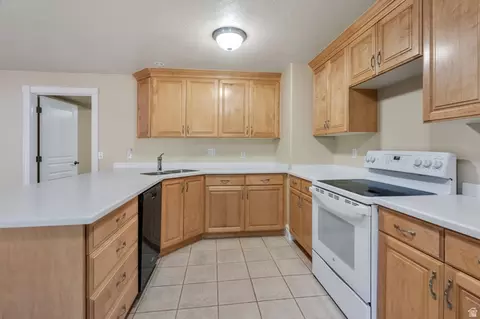 Kitchen - 491 E 450 S, Orem, UT 84097 photo 6 of 6