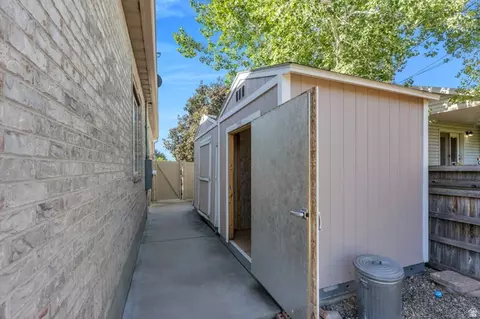Exterior - 491 E 450 S, Orem, UT 84097 photo 9 of 12