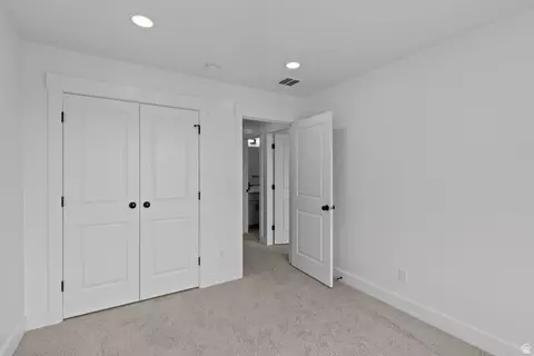 Bedroom - 513 S 1150 W, Logan, UT 84321 photo 3 of 4