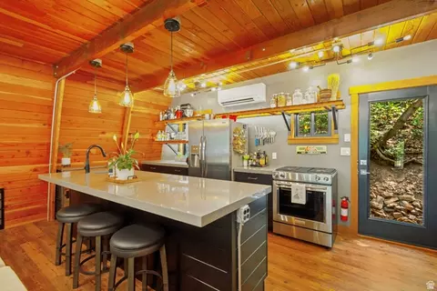 Kitchen - 6074 E Grindstone Dr #11, Springville, UT 84663 photo 2 of 5