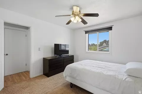 Bedroom - 322 E Annalyn Dr, Sandy, UT 84070 photo 2 of 8