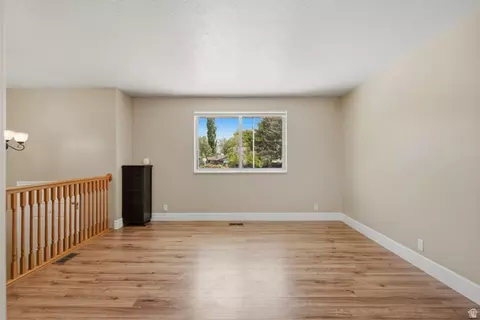 Living - 322 E Annalyn Dr, Sandy, UT 84070 photo 5 of 7