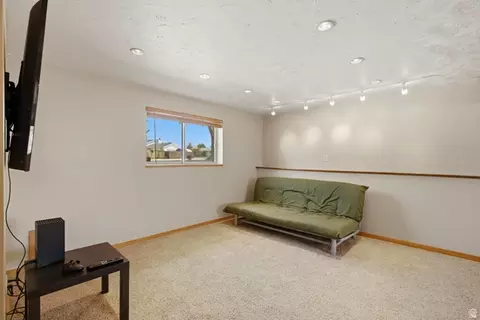 Other - 322 E Annalyn Dr, Sandy, UT 84070 photo 4 of 7