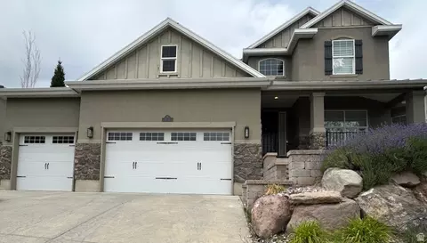 3926 W Farmingdale Ct S, South Jordan, UT 84009