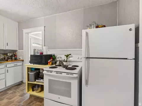 Kitchen - 457 E 100 S, Provo, UT 84601 photo 3 of 6