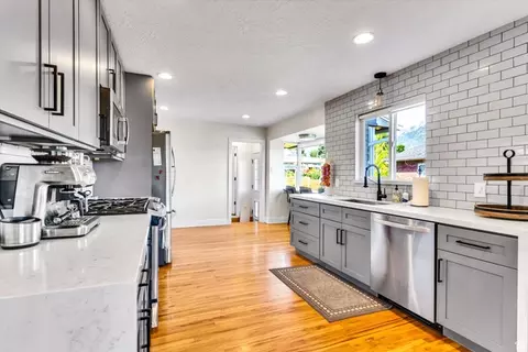 Kitchen - 2080 E Sands Dr S, Holladay, UT 84124 photo 2 of 3