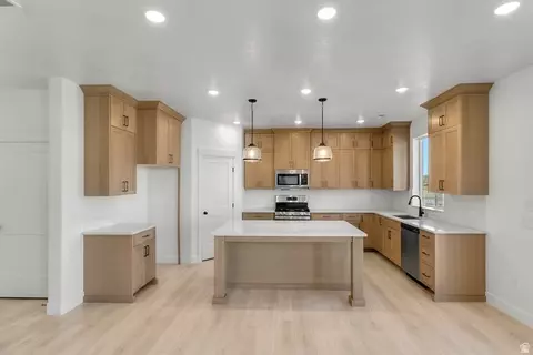 Kitchen - 591 N 550 W, Smithfield, UT 84335 photo 2 of 2