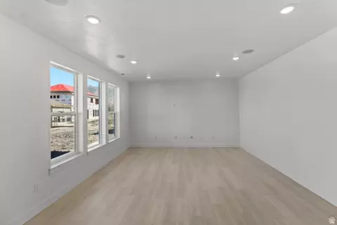 Living - 591 N 550 W, Smithfield, UT 84335 photo 2 of 2