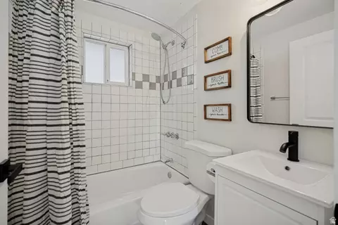 Bath - 1326 N 475 W, Sunset, UT 84015 photo 1 of 2
