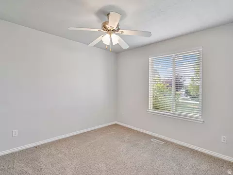 Bedroom - 821 E 2050 S, Clearfield, UT 84015 photo 4 of 6