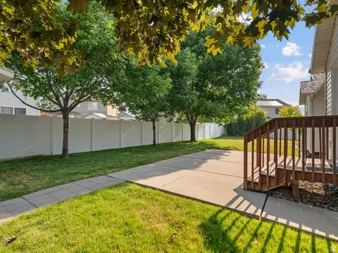 Exterior - 821 E 2050 S, Clearfield, UT 84015 photo 4 of 4