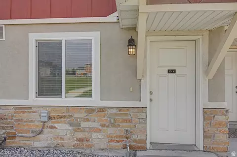 Exterior - 201 E 630 N, Vineyard, UT 84059 photo 2 of 2