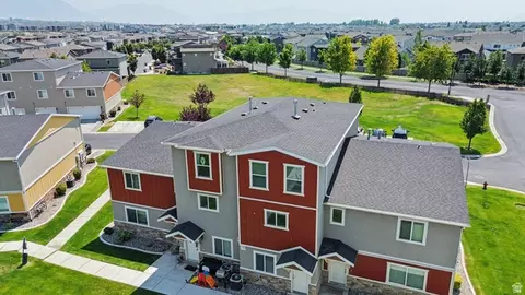 View/Area - 201 E 630 N, Vineyard, UT 84059 photo 1 of 5