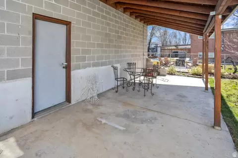 Exterior - 235 W 1400 N, Bountiful, UT 84010 photo 5 of 10