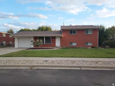 Exterior - 235 W 1400 N, Bountiful, UT 84010 photo 3 of 10