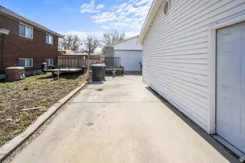 Exterior - 235 W 1400 N, Bountiful, UT 84010 photo 10 of 10