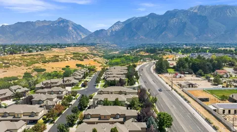 View/Area - 1462 E Tuscan Oak Way, Sandy, UT 84092 photo 3 of 3