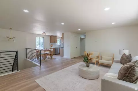 6657 S Kentucky Dr, West Jordan, UT 84084