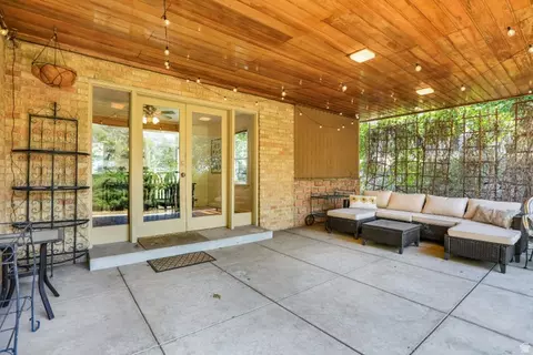 Exterior - 6 Terrace Pl, Logan, UT 84321 photo 3 of 4