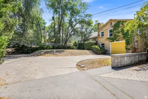 Exterior - 6 Terrace Pl, Logan, UT 84321 photo 4 of 4