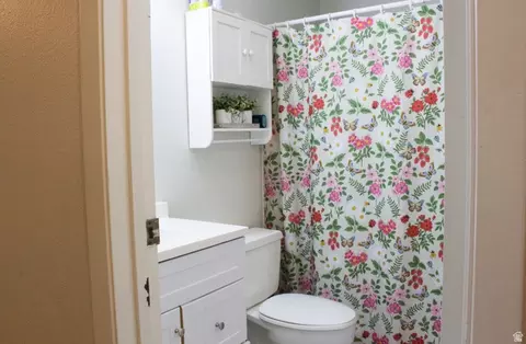 Bath - 244 S 200 E, Richmond, UT 84333 photo 1 of 2