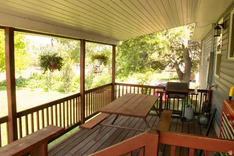 Exterior - 244 S 200 E, Richmond, UT 84333 photo 3 of 7