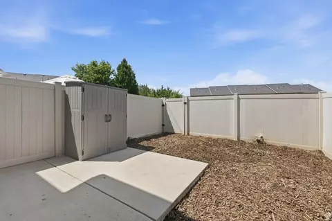 Exterior - 1832 W Wembly Park S, Springville, UT 84663 photo 4 of 5