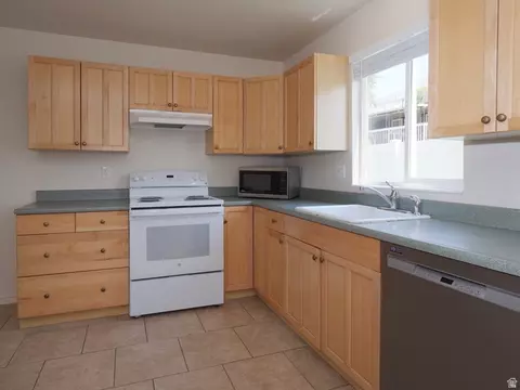 Kitchen - 764 North St, Ogden, UT 84404 photo 2 of 3
