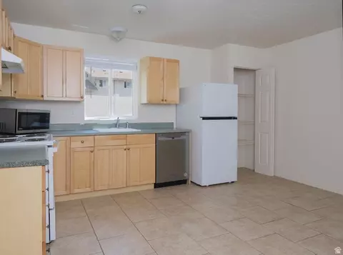 Kitchen - 764 North St, Ogden, UT 84404 photo 3 of 3
