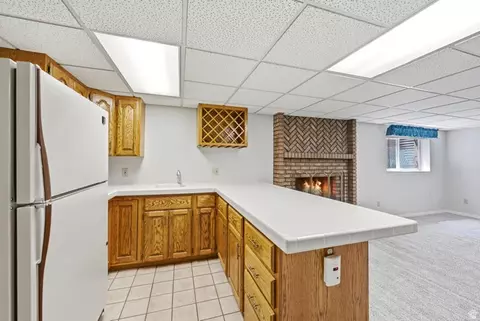Kitchen - 1852 E Wild Willow Ln, Sandy, UT 84093 photo 5 of 5