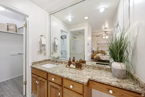Bath - 1852 E Wild Willow Ln, Sandy, UT 84093 photo 1 of 8