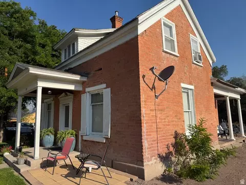 Exterior - 195 E 200 N, Monroe, UT 84754 photo 1 of 3