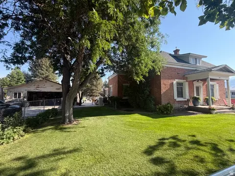 Exterior - 195 E 200 N, Monroe, UT 84754 photo 2 of 3