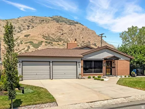 3371 E Larchmont Dr, Salt Lake City, UT 84109
