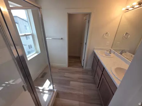 Bath - 1334 N 1360 E #29-113, Payson, UT 84651 photo 3 of 4